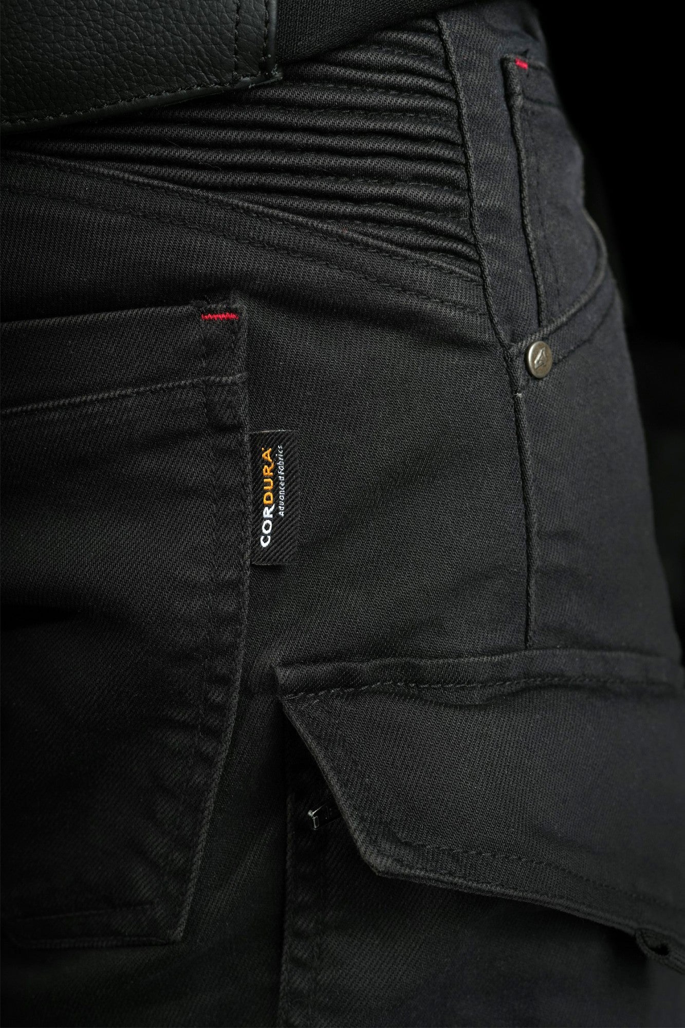Tourismo Black