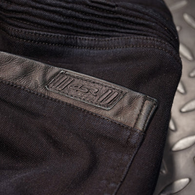 Club Sport Sky Black