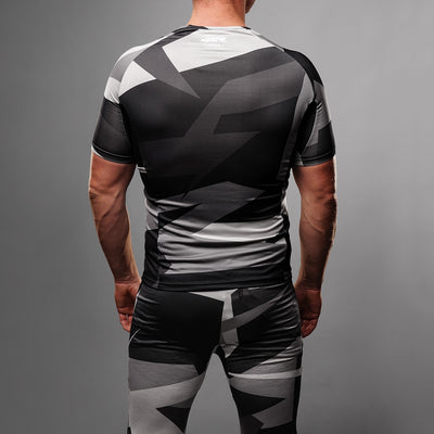 Compression T-shirt Six-Pack Camo