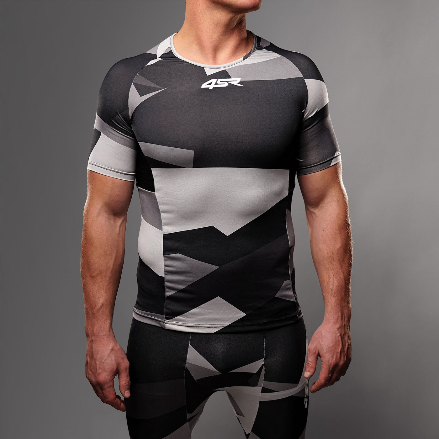 Compression T-shirt Six-Pack Camo